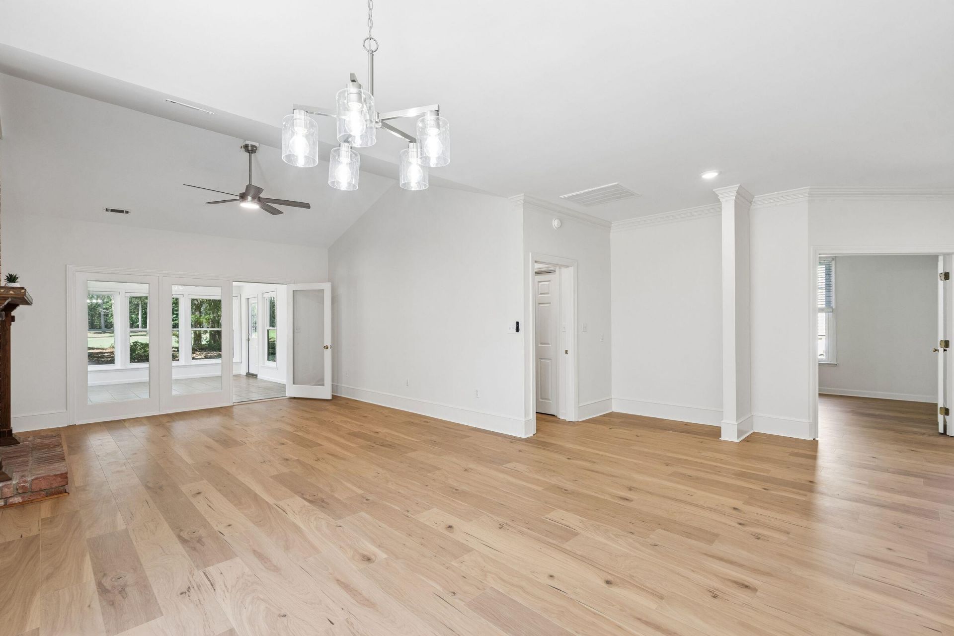 144 Saluda Drive Photo 20