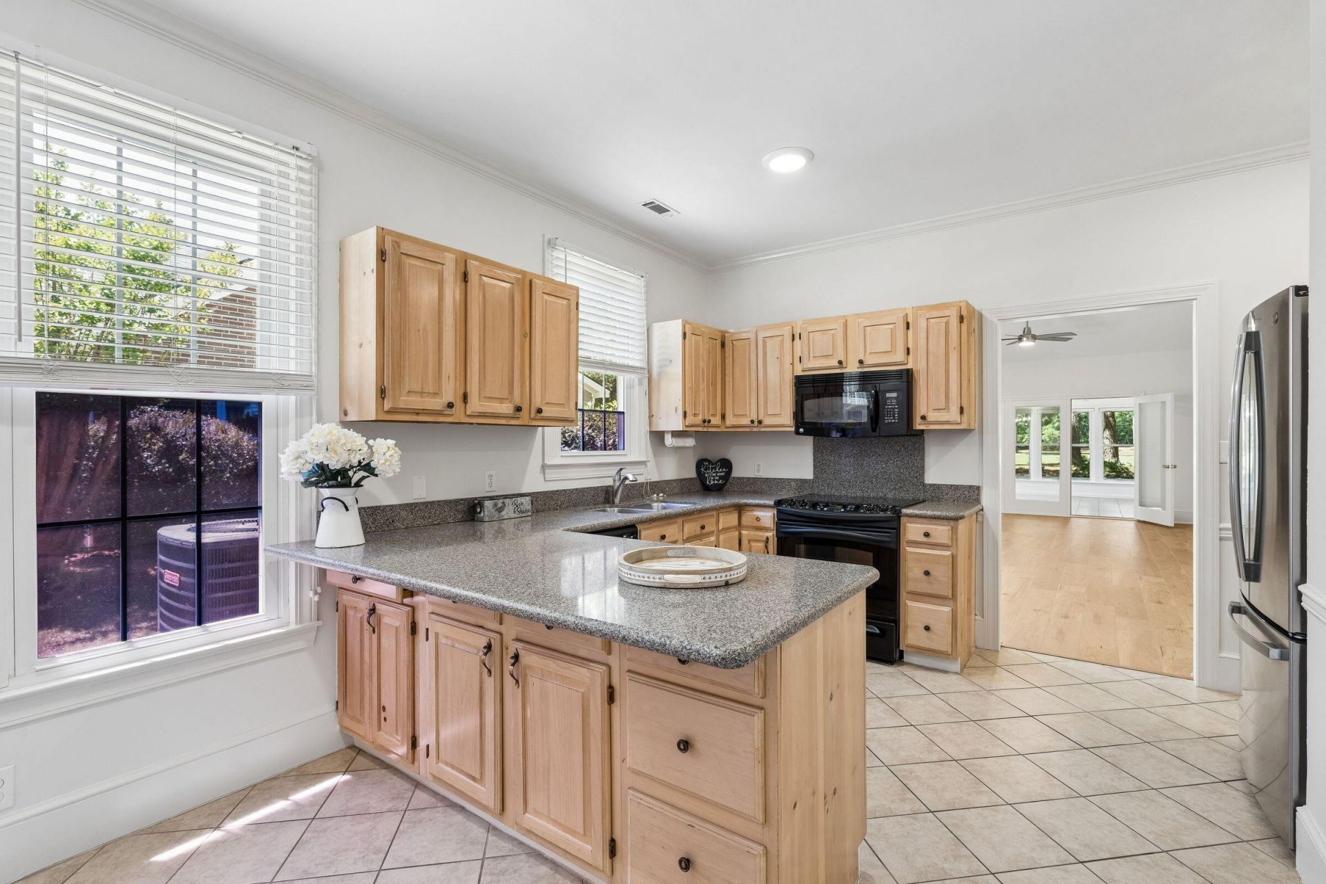 144 Saluda Drive Photo 26