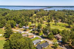 144 Saluda Drive photo 4