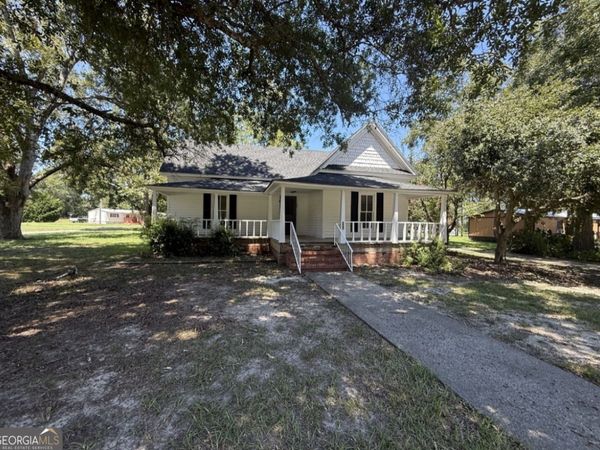 604 Shy St, Dexter, GA 31019