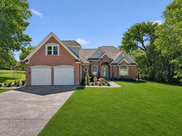 250 Bonwood Dr , Murfreesboro, TN 37128