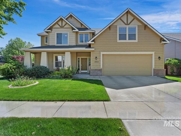 1083 E Legacy View Dr, Meridian, ID 83646