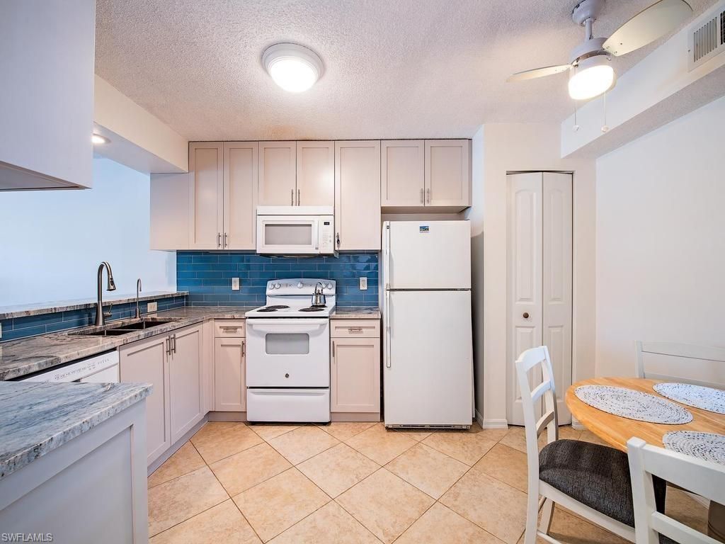 865 New Waterford Dr, Unit S101, Naples, FL 34104 Photo