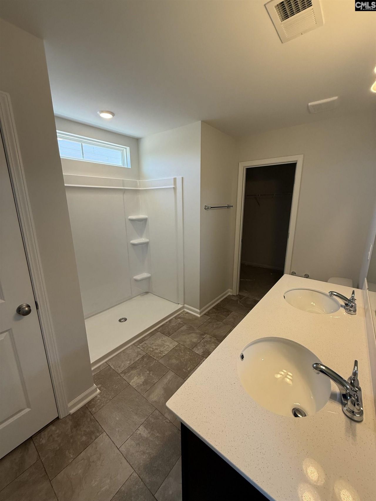 203 Laurinton Farms Drive Photo 10