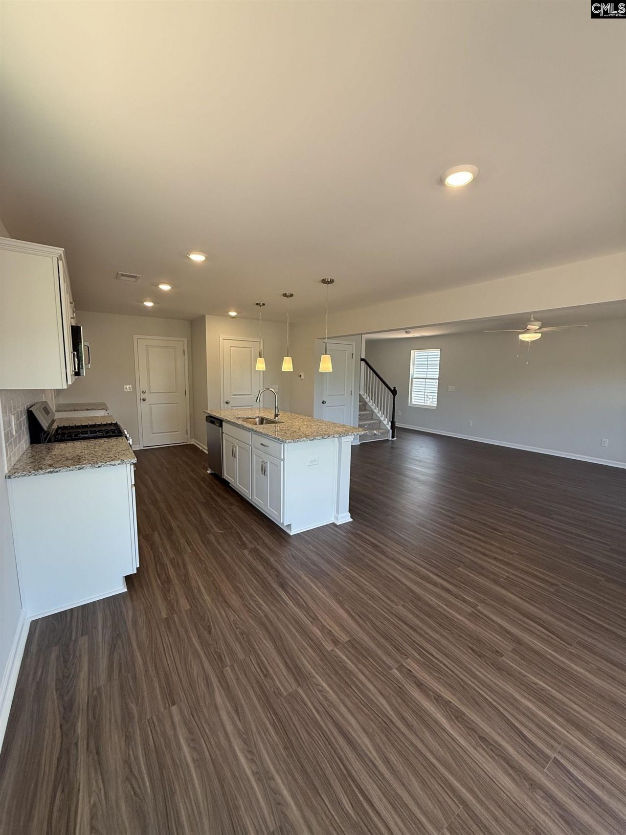 203 Laurinton Farms Drive Photo 6