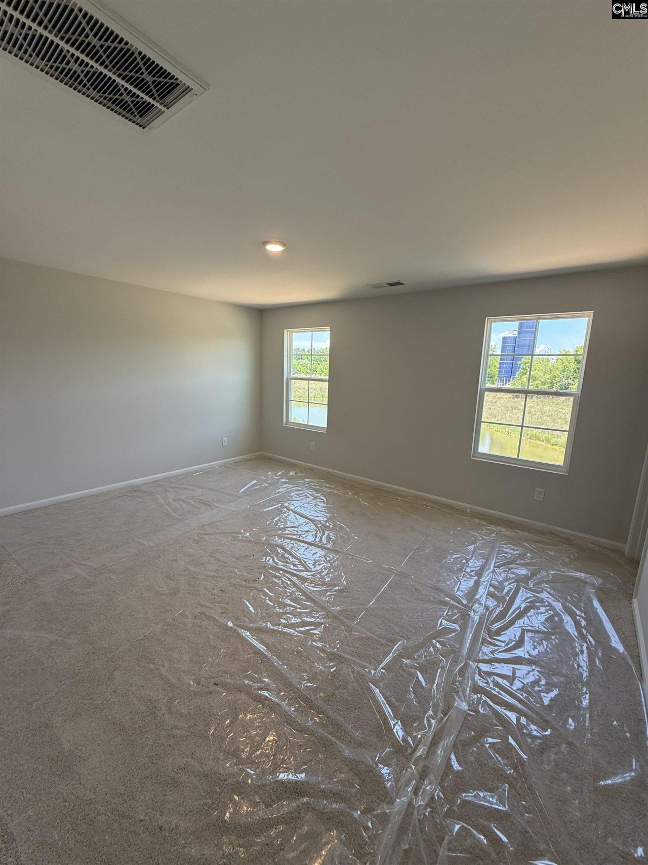 203 Laurinton Farms Drive Photo 9