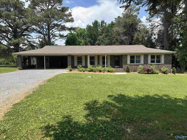 78 Vickie Lane, Albertville, AL 35950