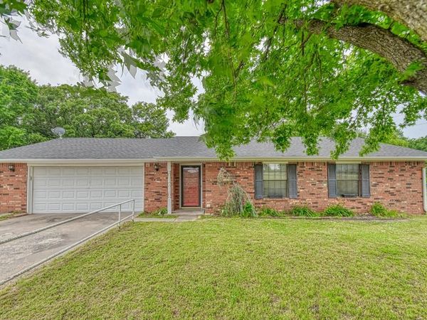 35977 E Highway 9 , Seminole, OK 74868