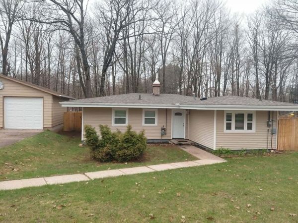 3438 S Reynolds LN, Sault Ste Marie, MI 49783