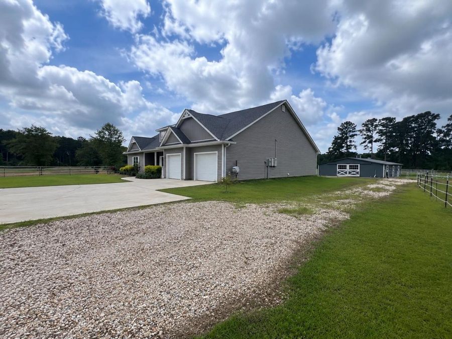 Property Image 104