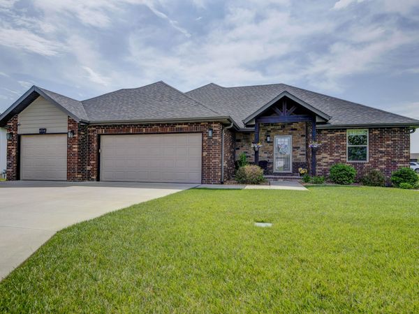 4714 N Venice Court , Ozark, MO 65721