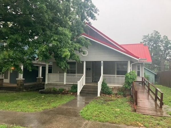 113 W Hickory Street , El Dorado Springs, MO 64744