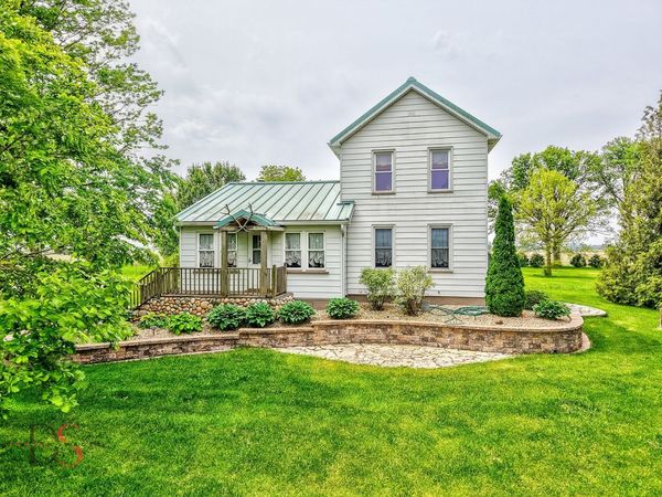 7672 E 3300 North Road, Streator, IL 61364