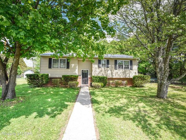 1000 Louise Street, Weatherly, PA 18255
