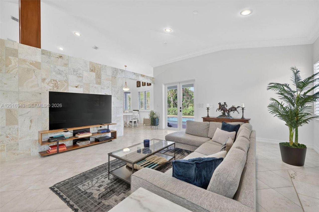 18461 SW 83rd Ave, Cutler Bay, FL 33157 Photo