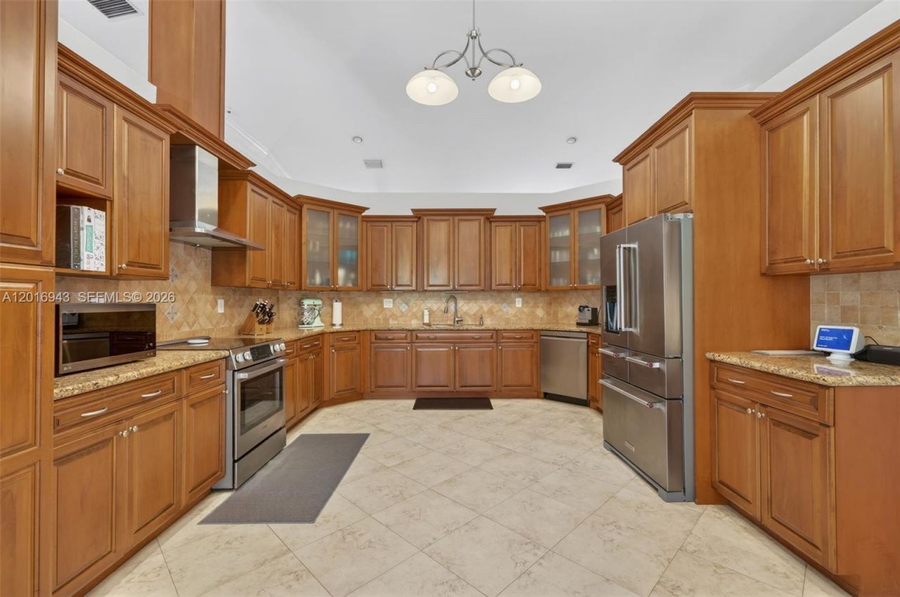 18461 SW 83rd Ave, Cutler Bay, FL 33157 Photo