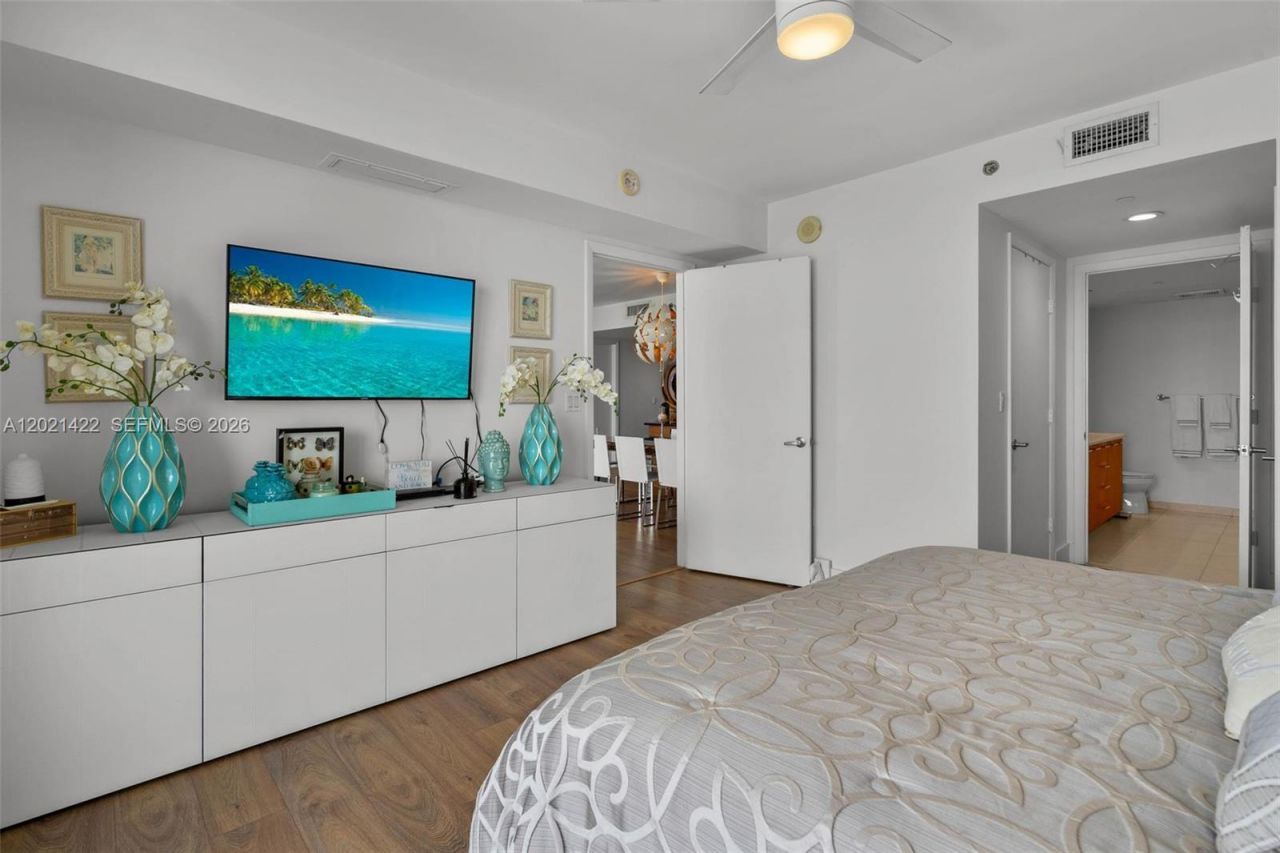 50 Biscayne Blvd , Unit 3510, Miami, FL 33132 Photo