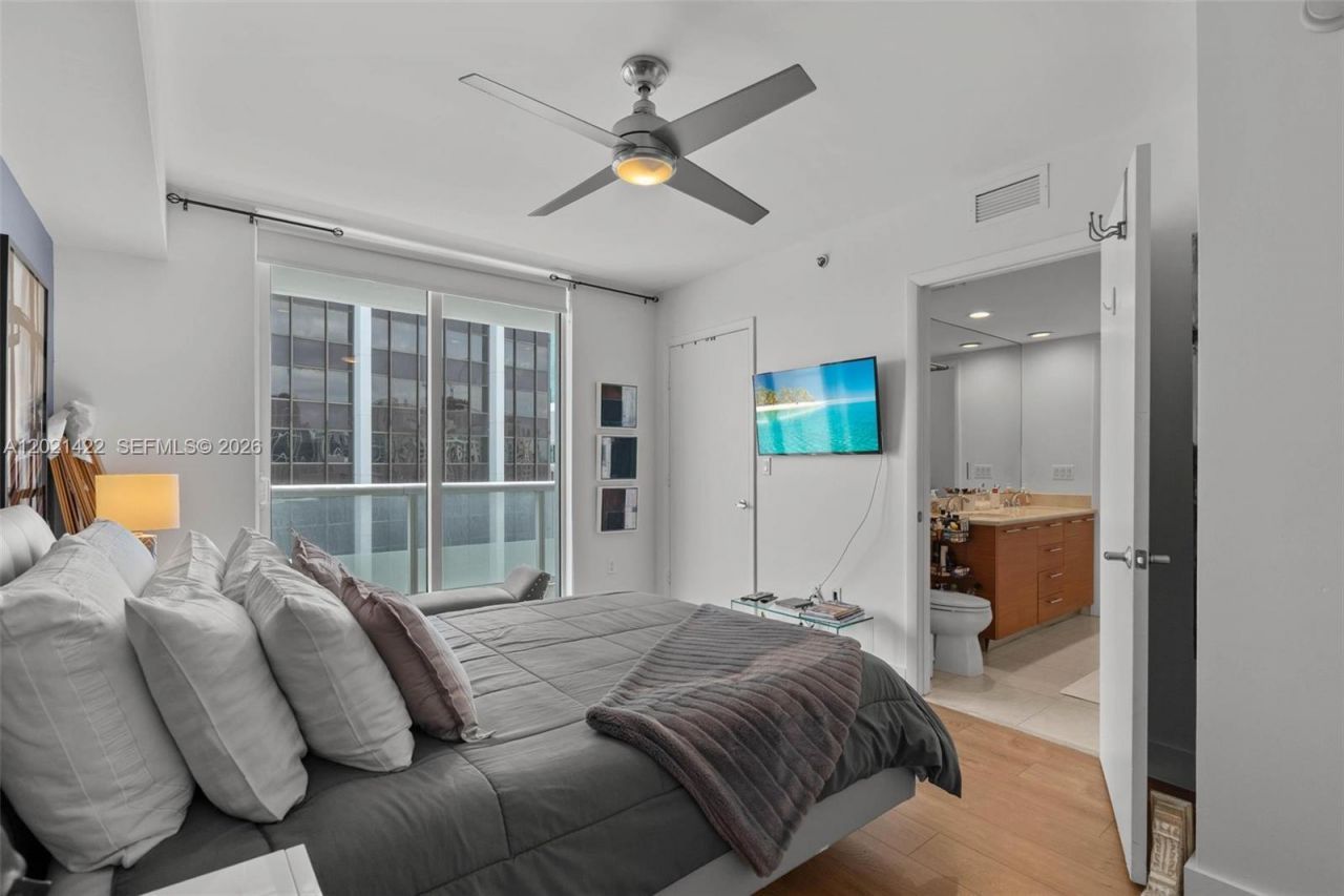 50 Biscayne Blvd , Unit 3510, Miami, FL 33132 Photo