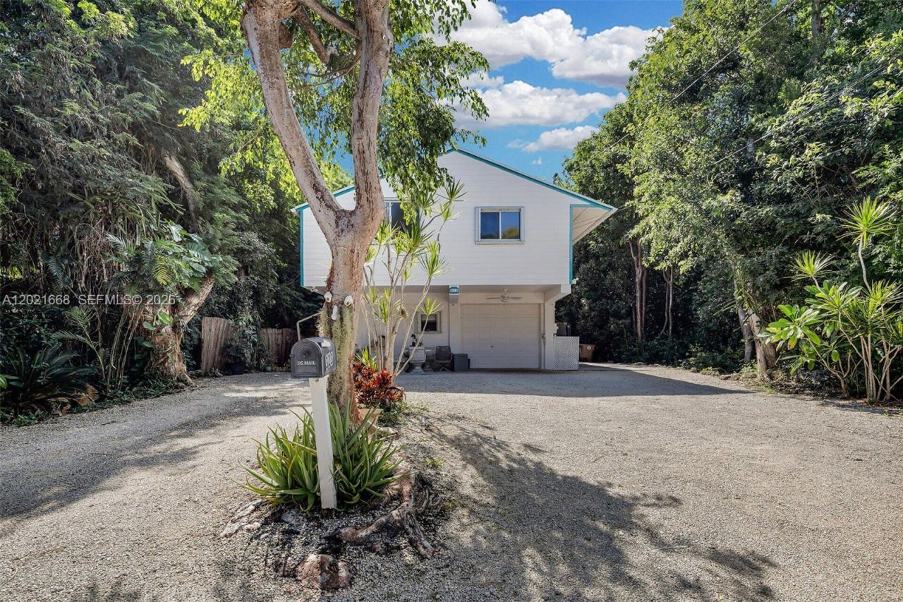 323 Bay View Ave, Key Largo, FL 33037 Photo
