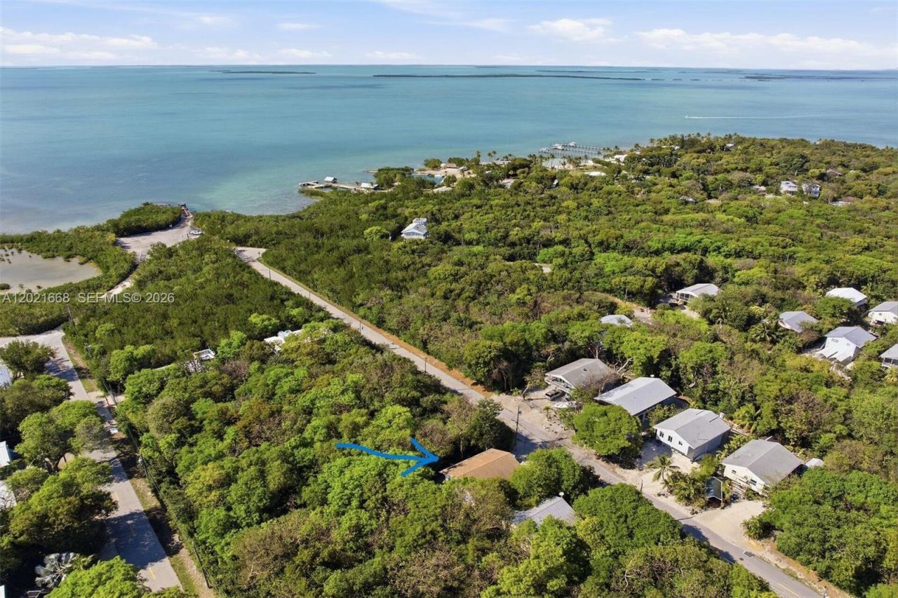 323 Bay View Ave, Key Largo, FL 33037 Photo