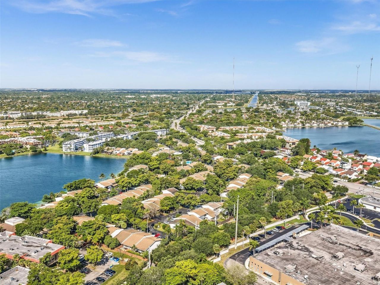 500 NE 199th Ter, Unit 7J, Miami, FL 33179 Photo