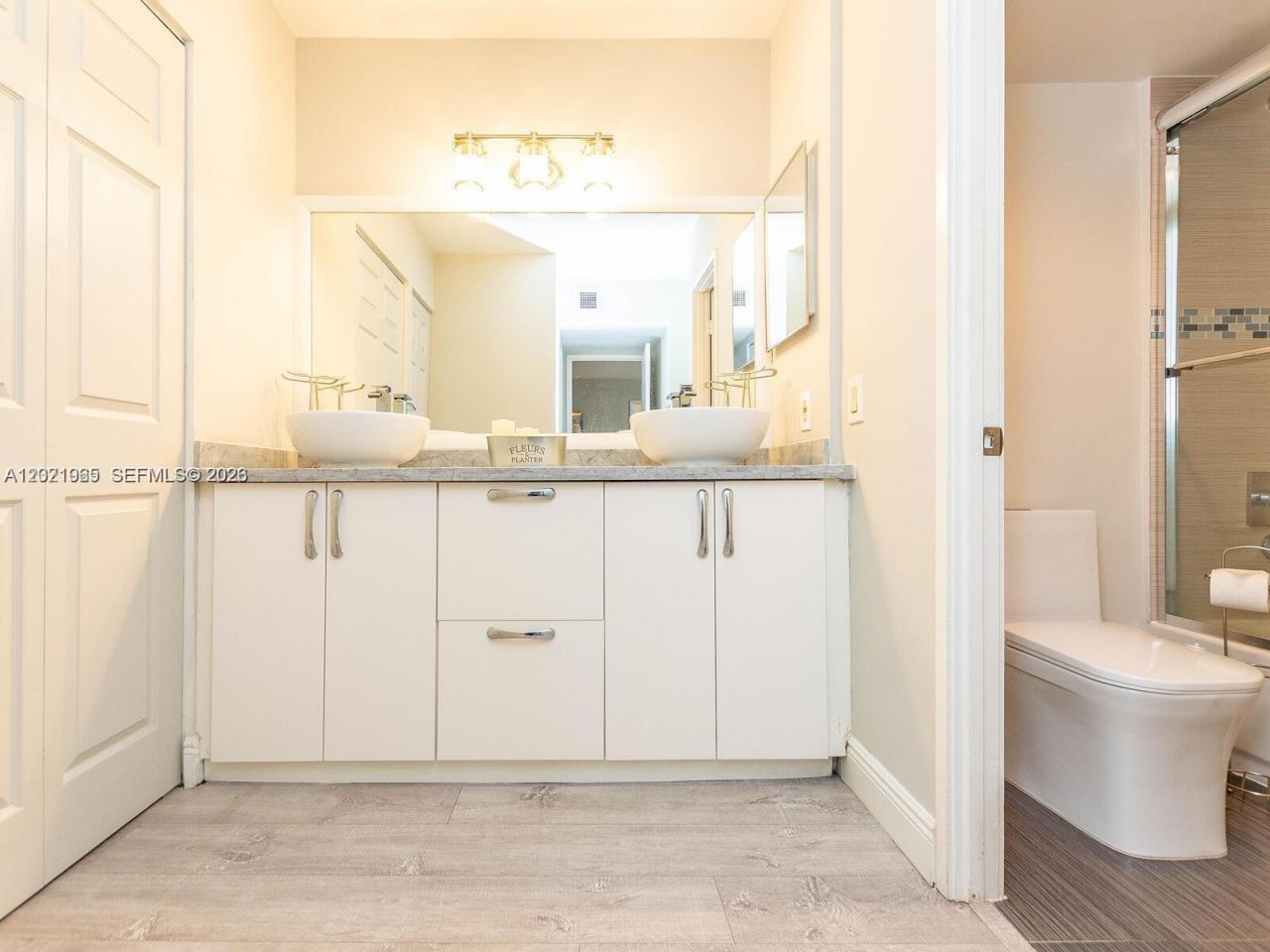 3701 N Country Club Dr , Unit 1002, Aventura, FL 33180 Photo