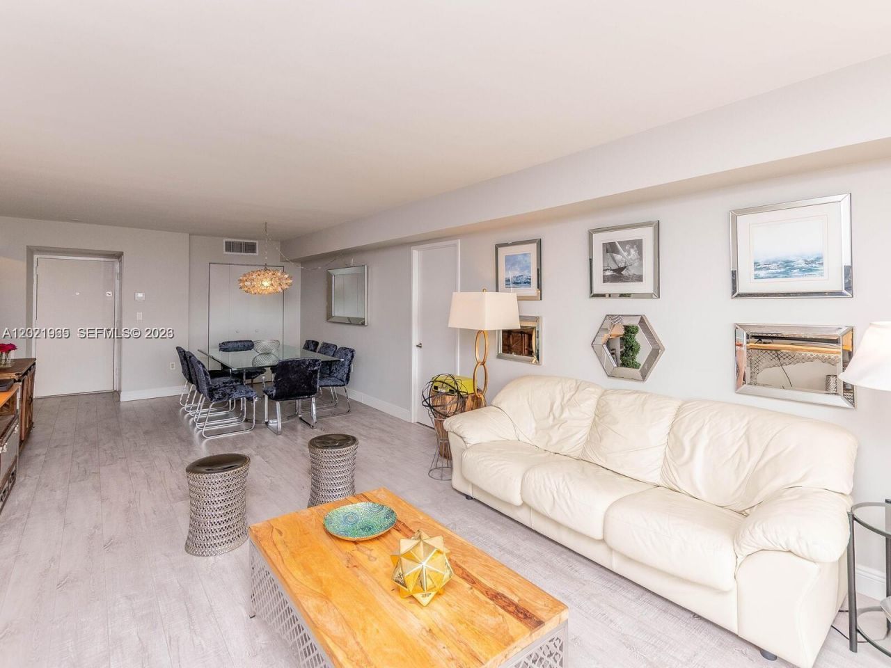 3701 N Country Club Dr , Unit 1002, Aventura, FL 33180 Photo