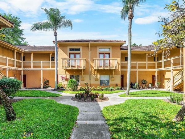 4759 Via Palm Lks , Unit 312, West Palm Beach, FL 33417