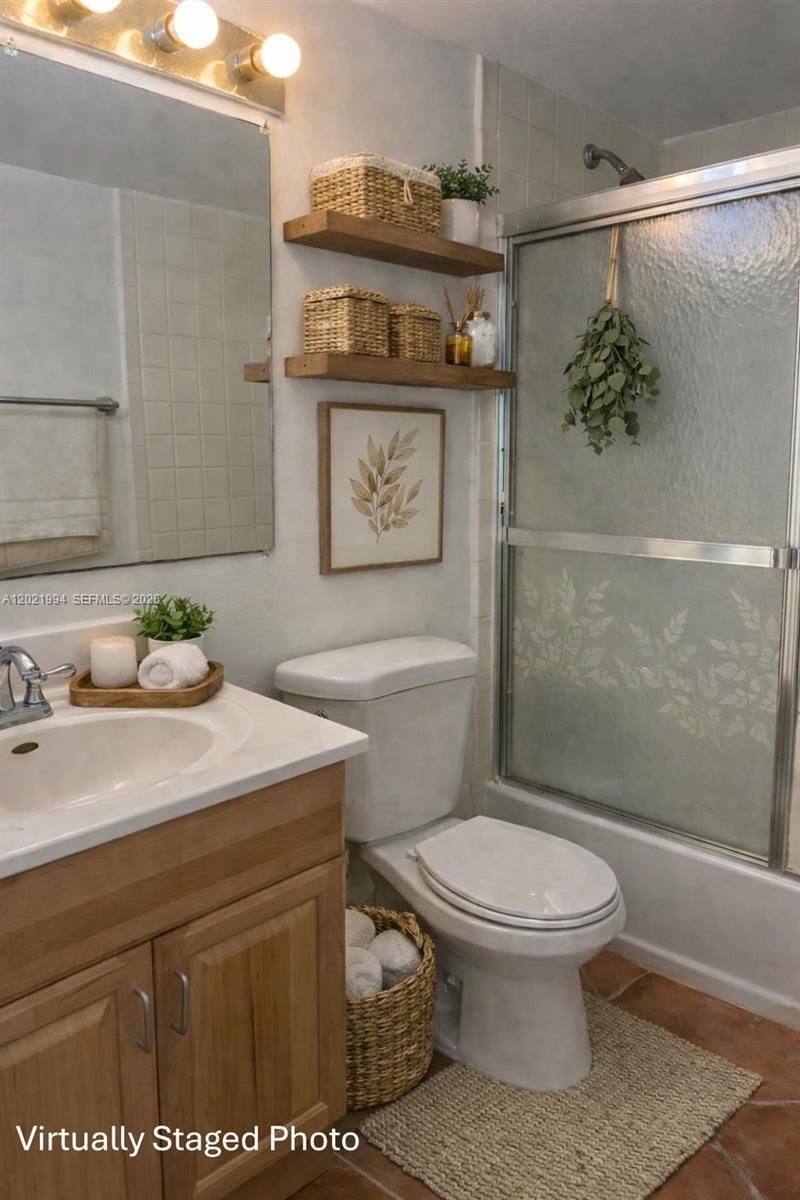 1801 S Treasure Dr, Unit 427, North Bay Village, FL 33141 Photo