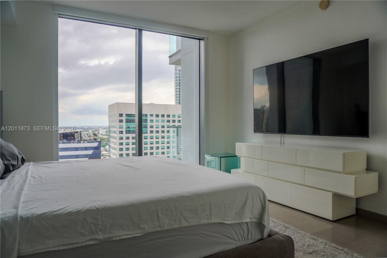 88 SW 7, Unit 2112, Miami, FL 33130 Photo