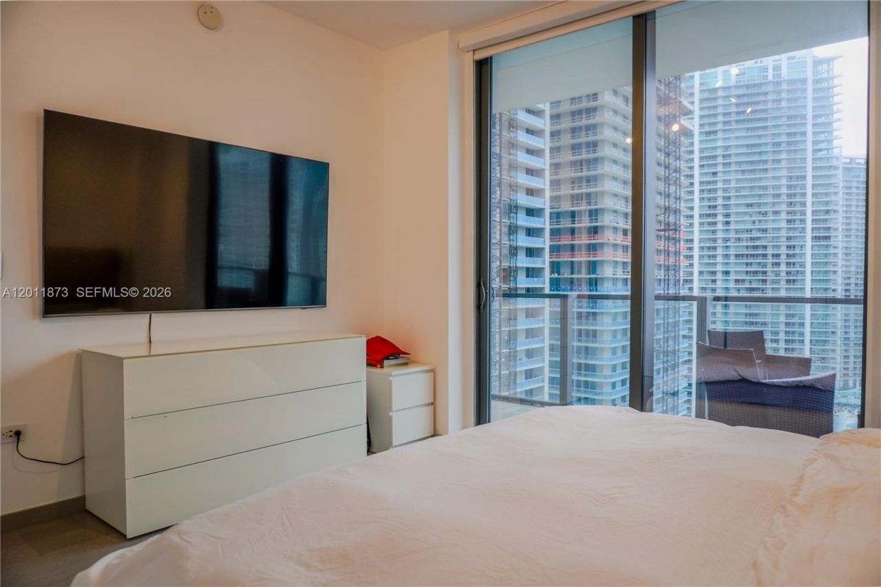88 SW 7, Unit 2112, Miami, FL 33130 Photo