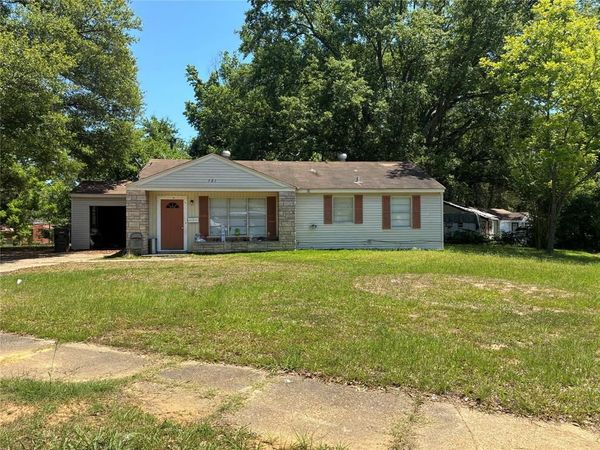 501 Center Park Drive , Springhill, LA 71075