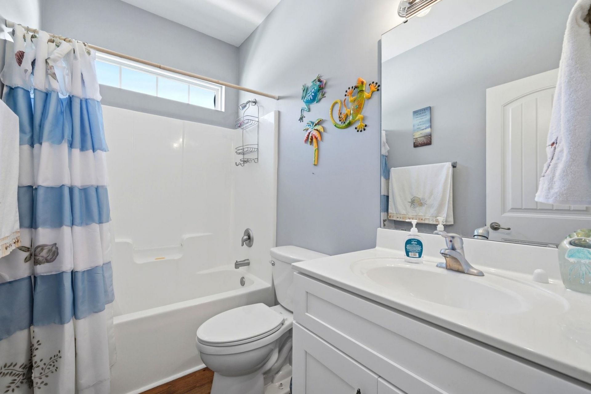 1308 Planters Grove Ln.  Photo 32