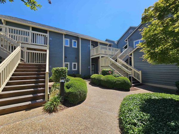 808 Castleford Circle, Unit 3-D, Myrtle Beach, SC 29572
