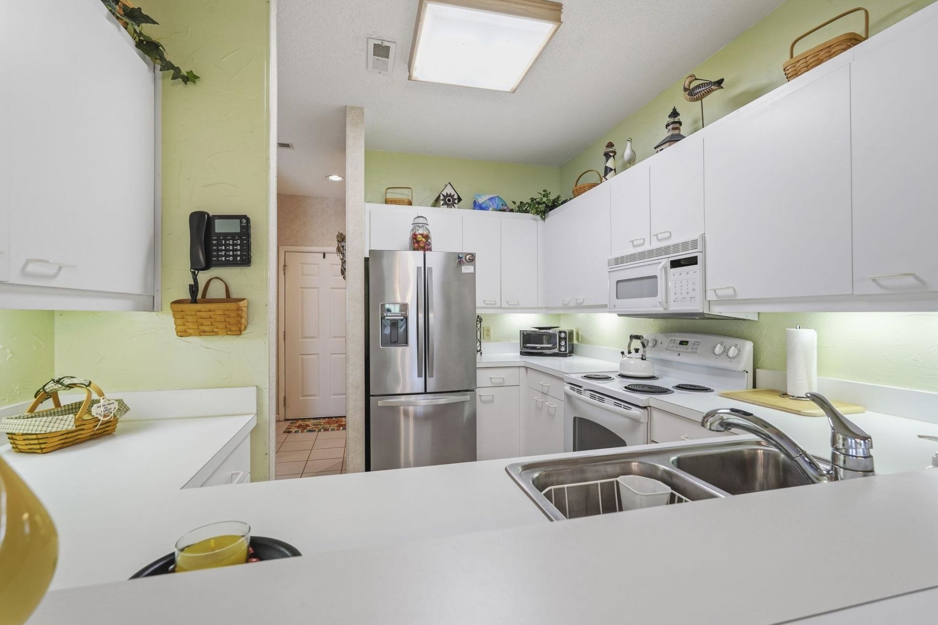 808 Castleford Circle Photo 14