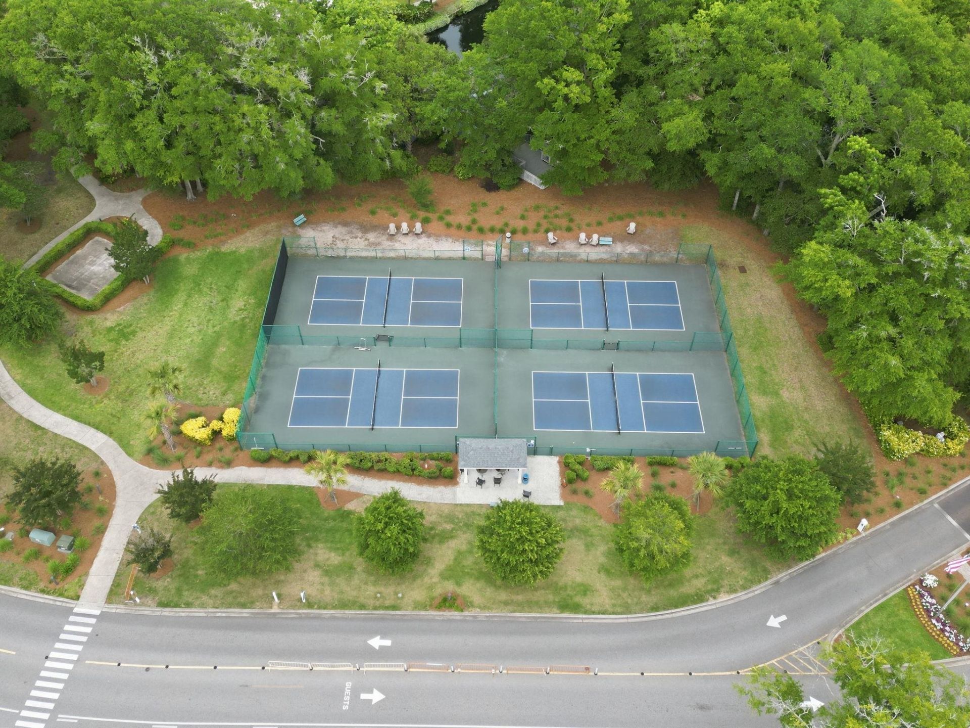 808 Castleford Circle Photo 34