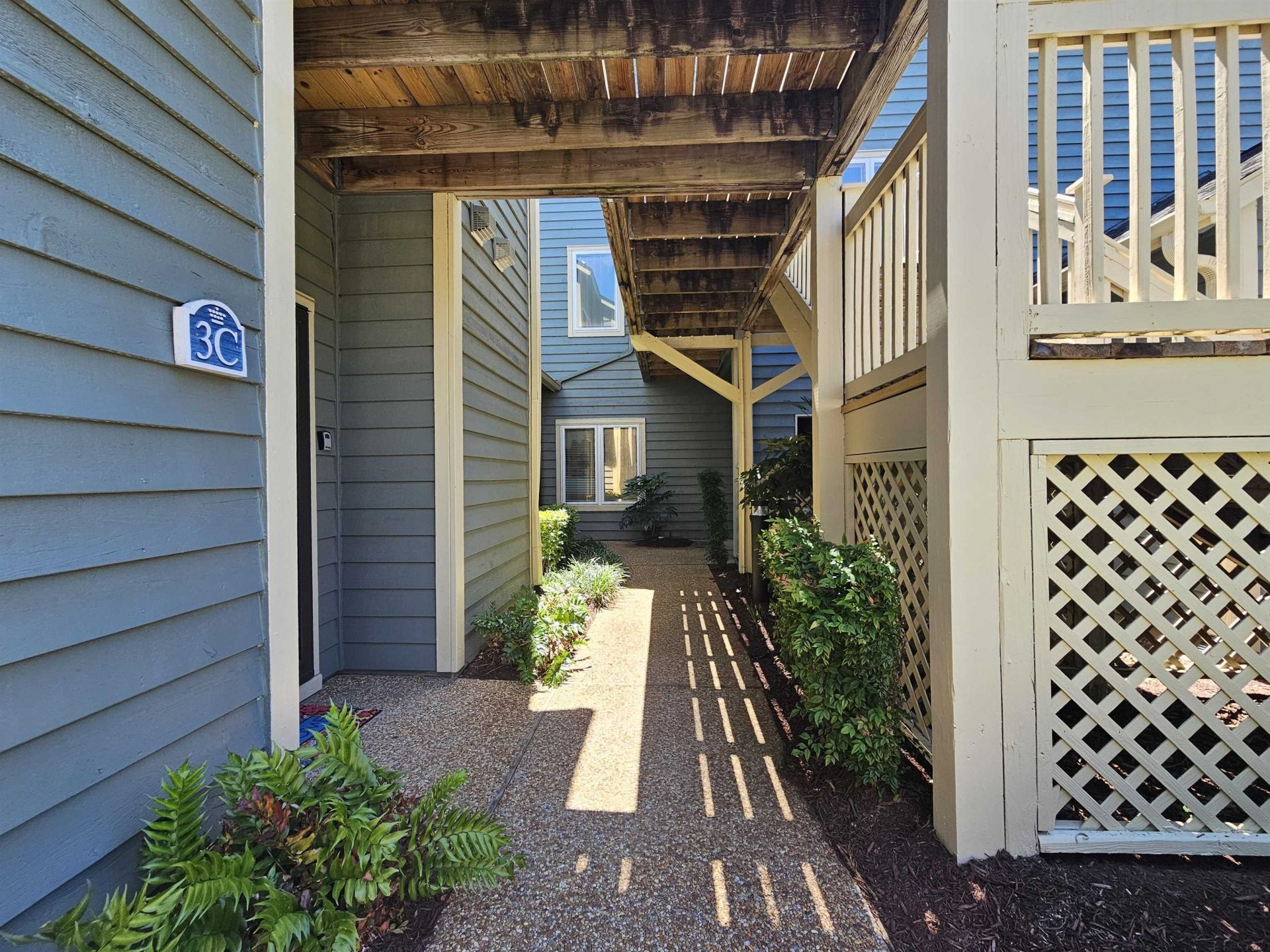 808 Castleford Circle Photo 4