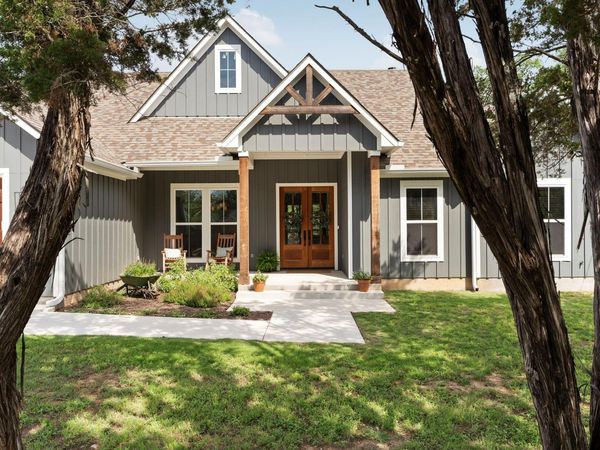 22212 Briarcliff DR, Spicewood, TX 78669
