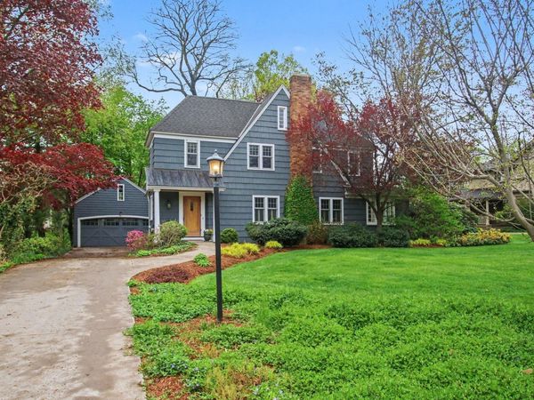 588 Central Avenue, Holland, MI 49423