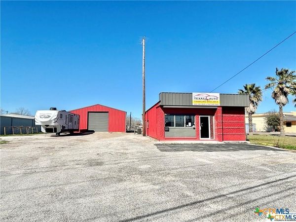 3304 Houston Highway , Victoria, TX 77901