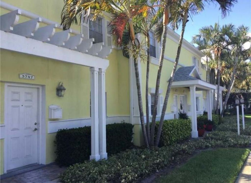 3747 Pompano Drive Se, Saint Petersburg, FL 33705 Photo