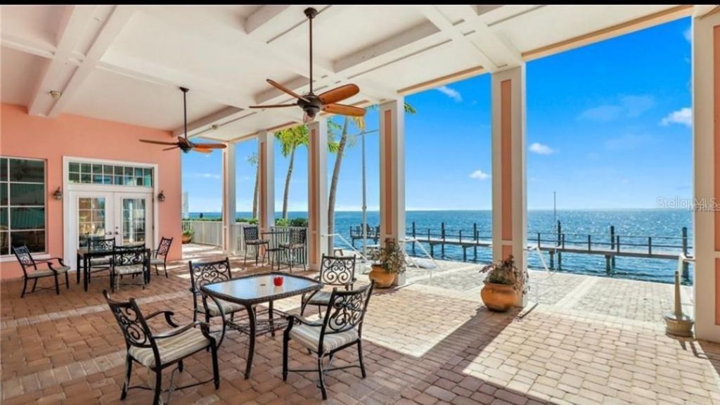 3747 Pompano Drive Se, Saint Petersburg, FL 33705 Photo