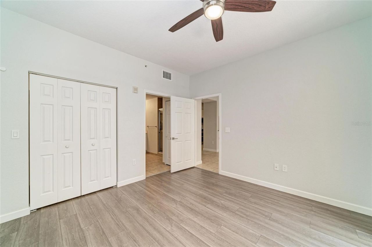 1064 N Tamiami Trail, Unit 1304, Sarasota, FL 34236 Photo