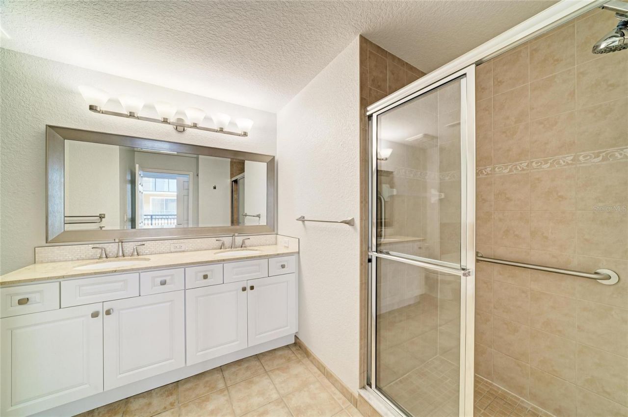 1064 N Tamiami Trail, Unit 1304, Sarasota, FL 34236 Photo