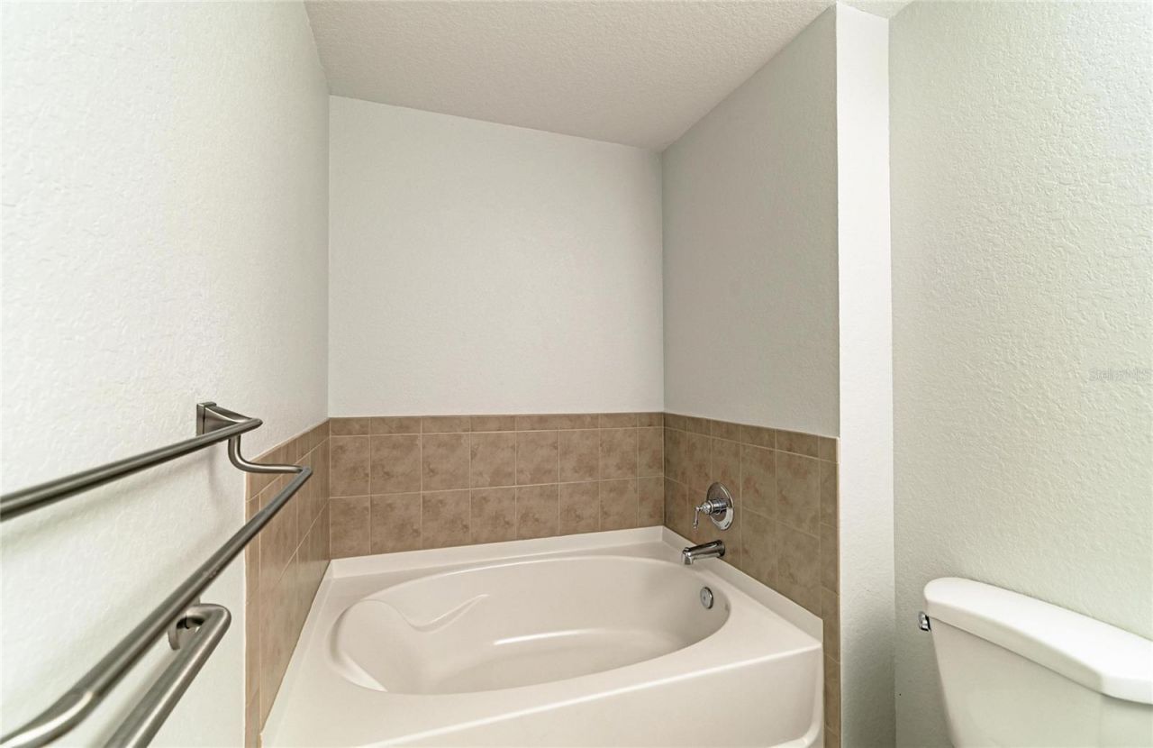 1064 N Tamiami Trail, Unit 1304, Sarasota, FL 34236 Photo