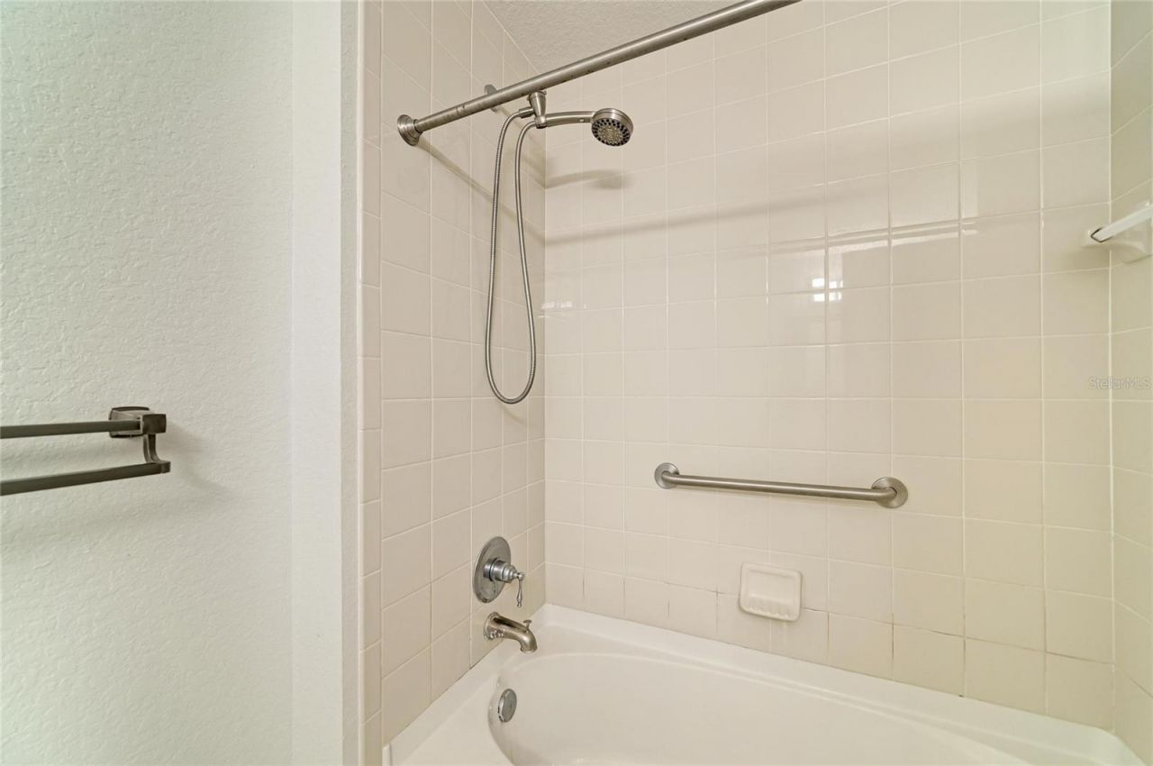 1064 N Tamiami Trail, Unit 1304, Sarasota, FL 34236 Photo