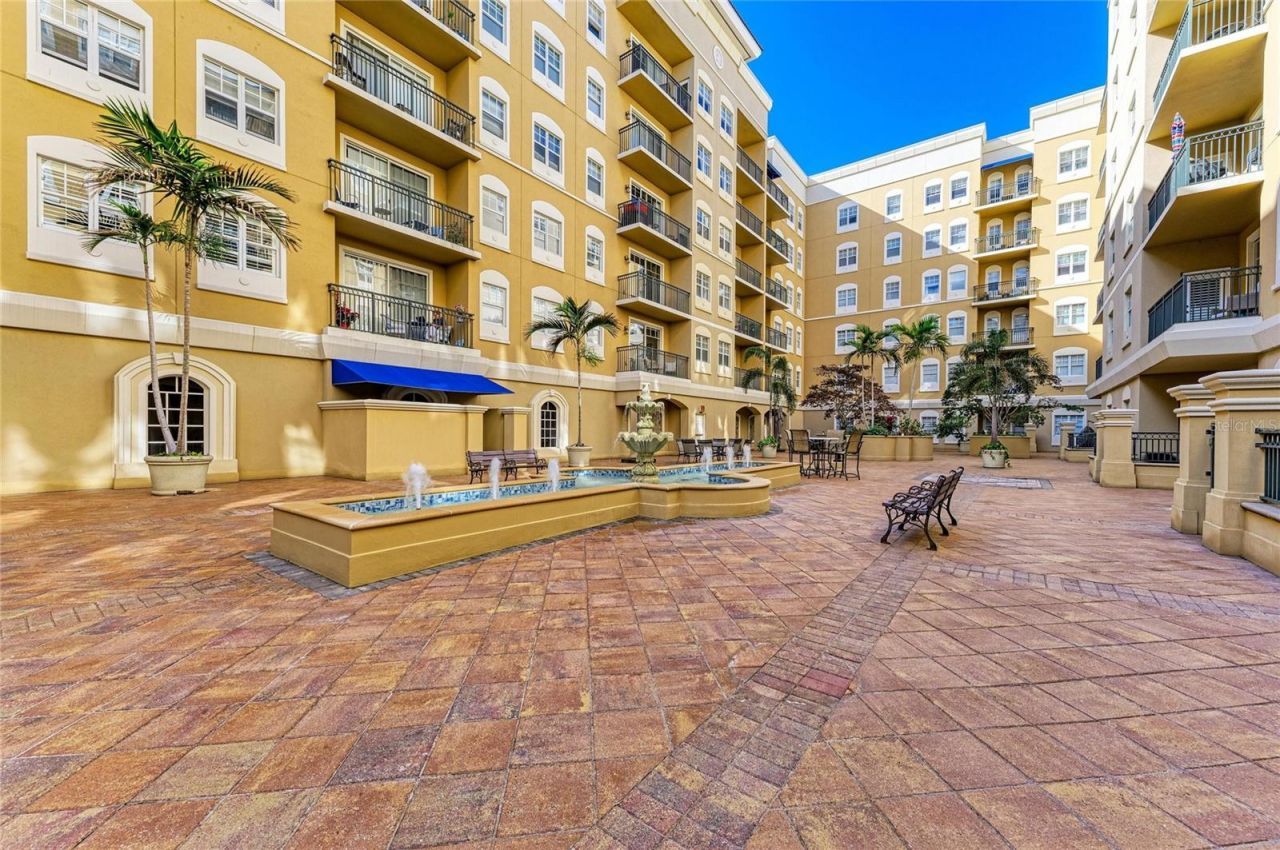 1064 N Tamiami Trail, Unit 1304, Sarasota, FL 34236 Photo