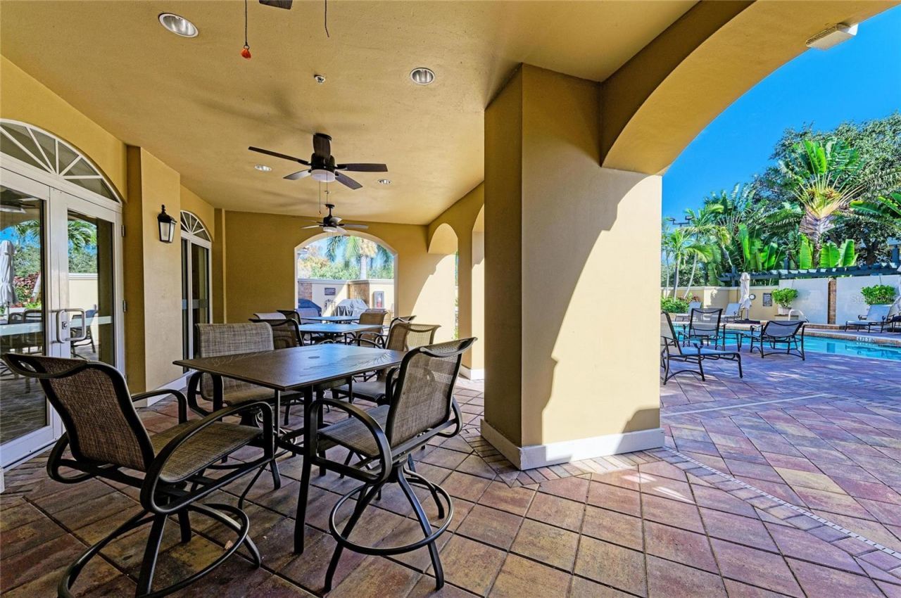 1064 N Tamiami Trail, Unit 1304, Sarasota, FL 34236 Photo
