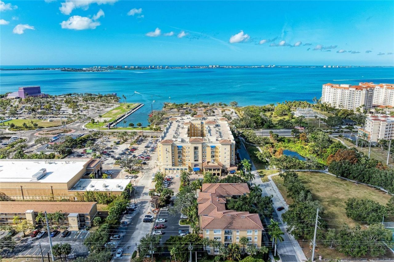 1064 N Tamiami Trail, Unit 1304, Sarasota, FL 34236 Photo