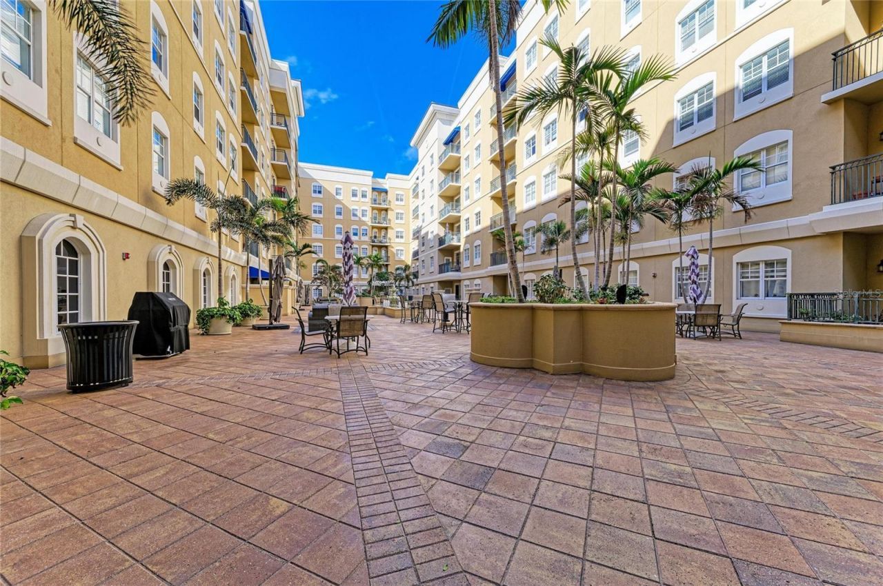1064 N Tamiami Trail, Unit 1304, Sarasota, FL 34236 Photo